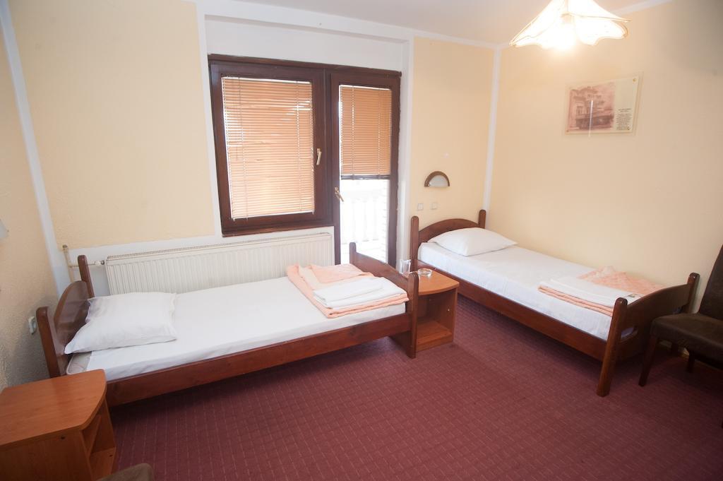 Hotel Extra Lion Md Ni 外观 照片